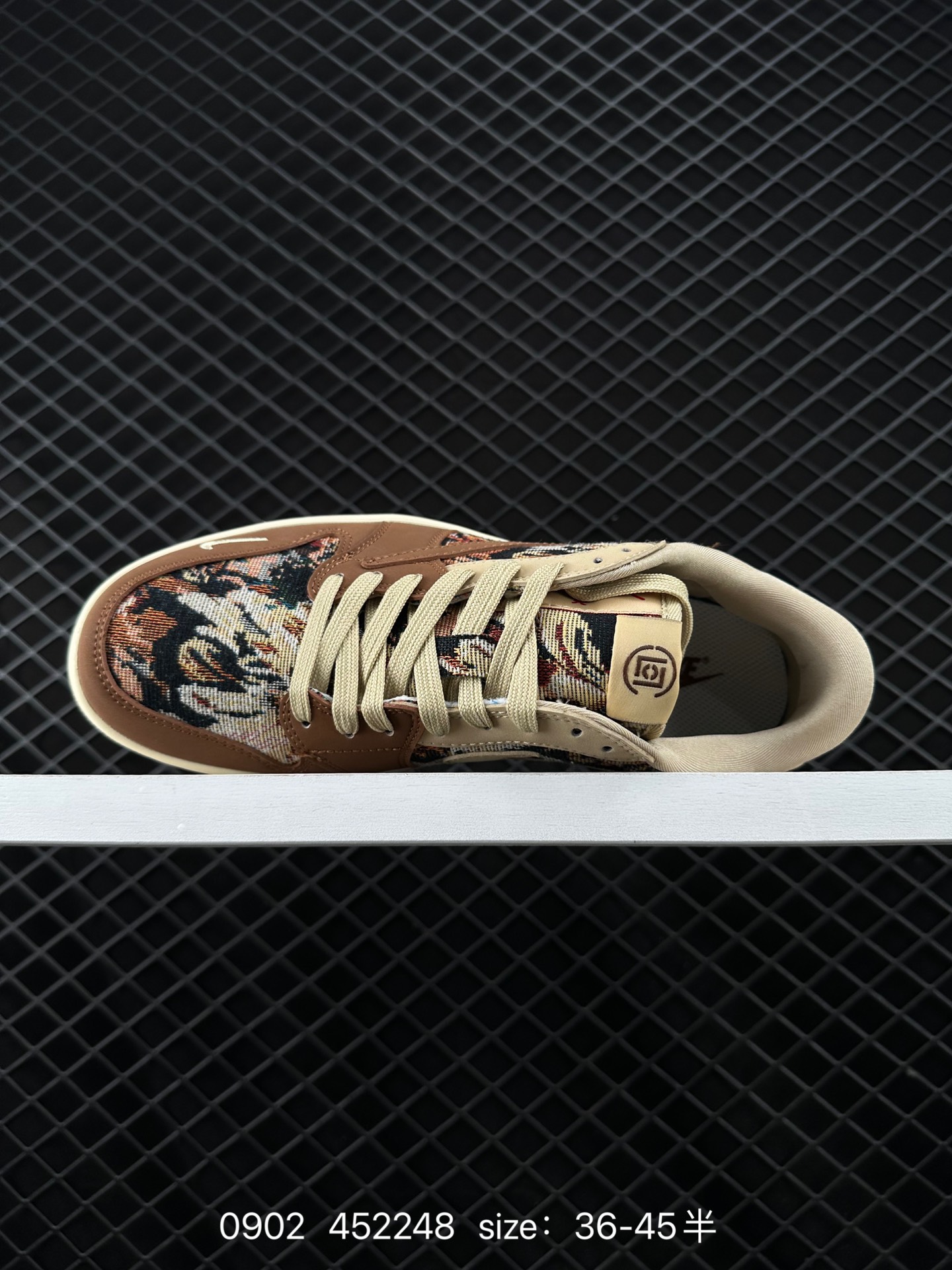 Travis Scott x Air Jordan 1 ” Reverse Mocha “